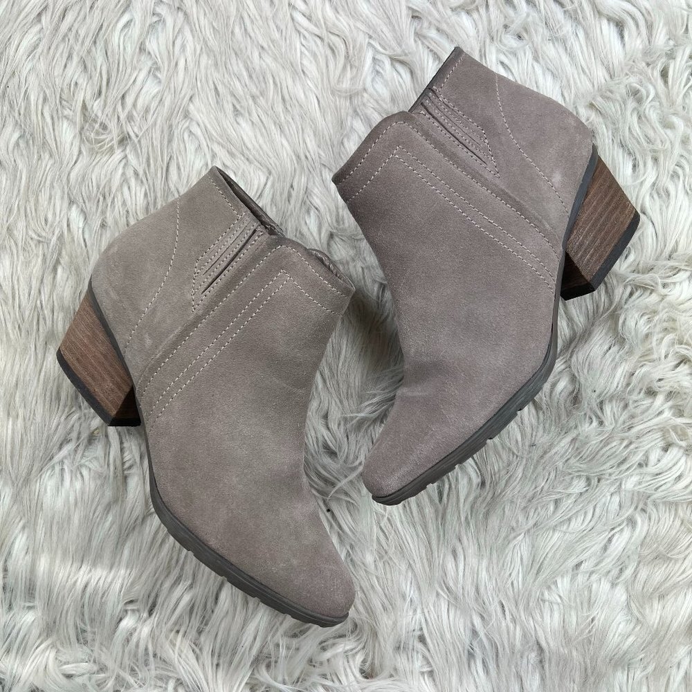 Blondo Aquaprotect Women's Suede Ankle Booties‎ Boots